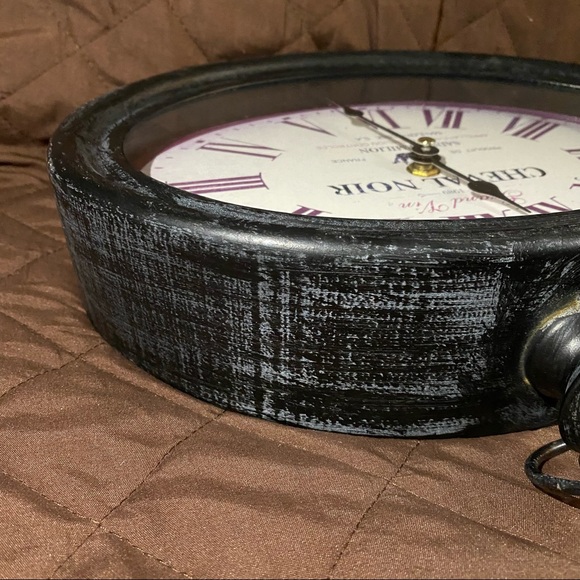 VINTAGE 1989 Cheval Noir Wine Clock NICE!! - Picture 8 of 11